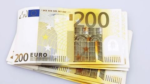 billetes falsos de 200 euros